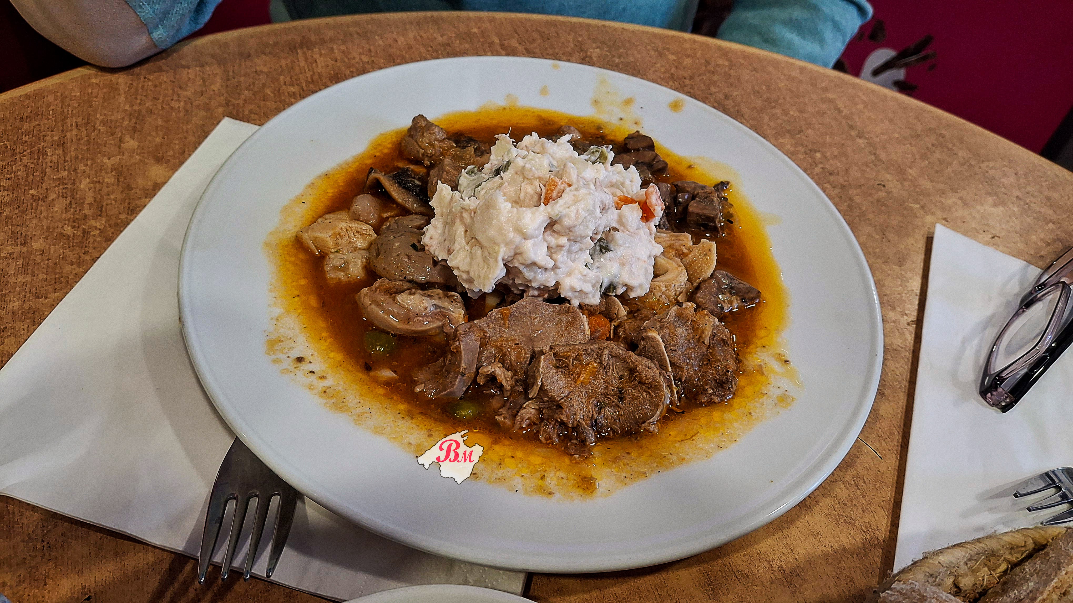 Disfrutamos un excelente pan en Ca'n Menescal