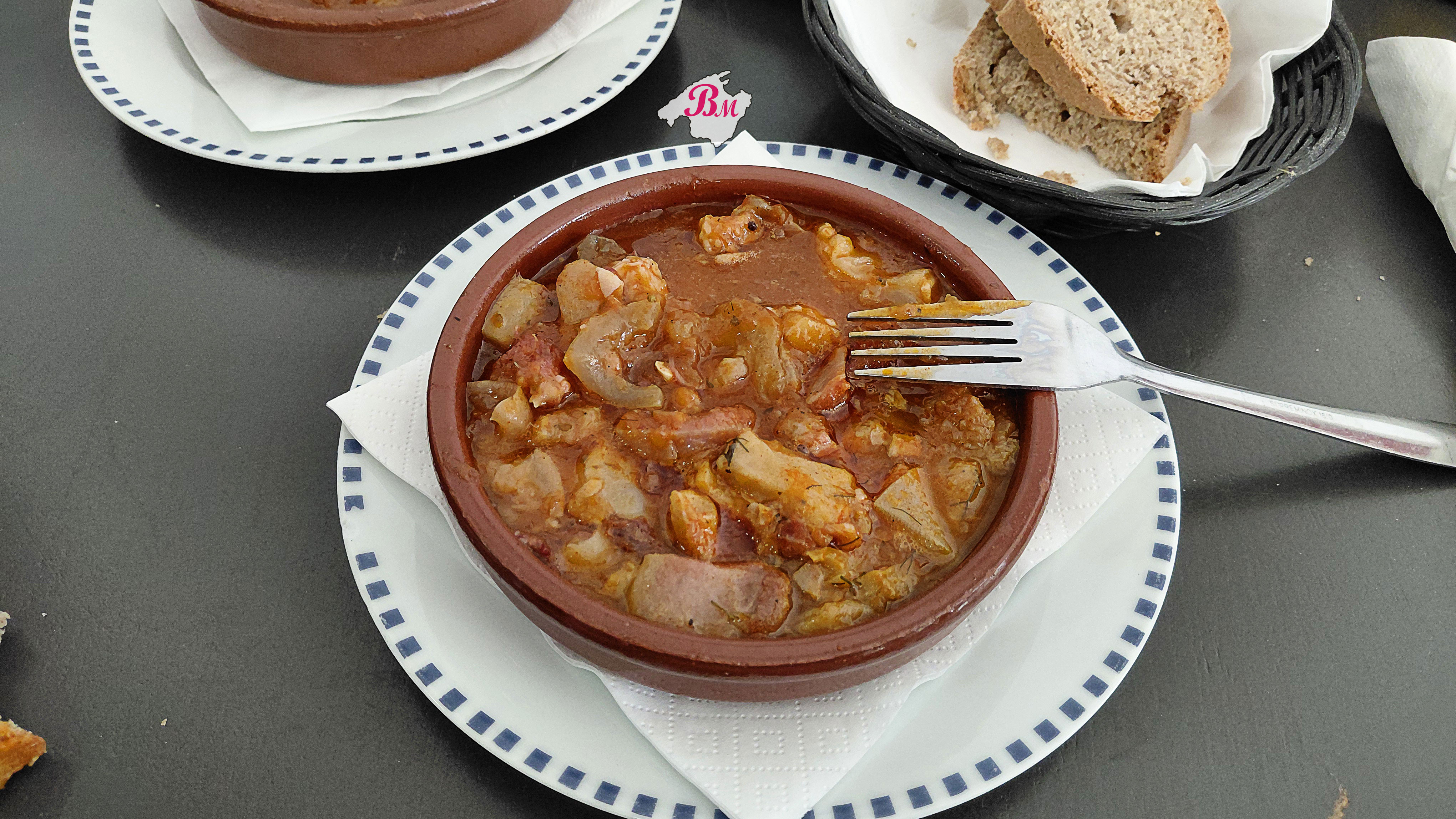 Disfrutamos de la cocina casera de Es Bon Berenar